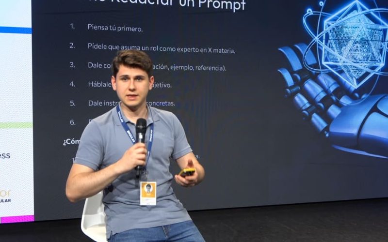 CenteIA enhances AI courses with Daniel García-Cordero’s real-world approach